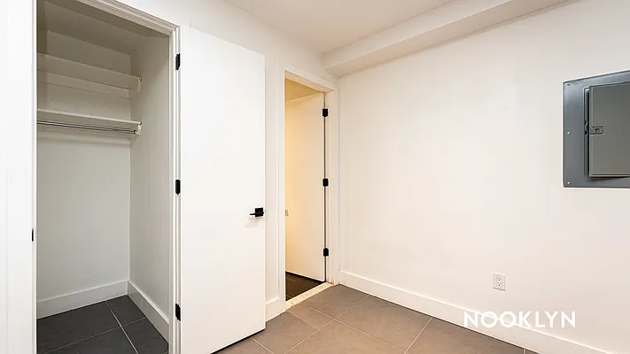 Rented by Nooklyn NYC LLC | media 48