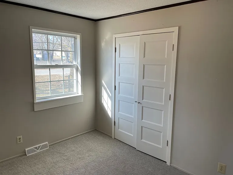 7429 E Tara Ln — Photo 12