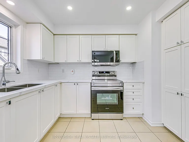 2341 Parkhaven Blvd W #5 — Photo 12
