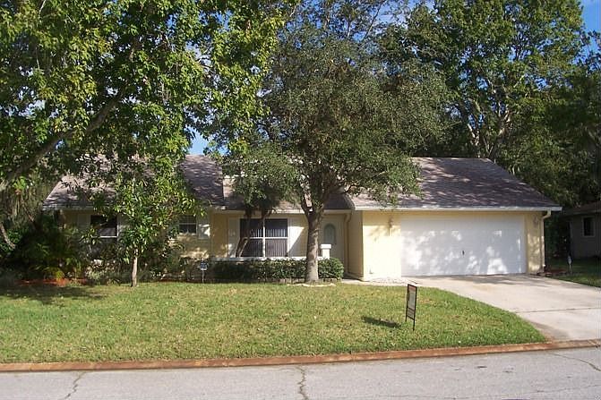 1st image of 5014 Woodlawn Cir W