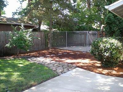 Dog kennel
