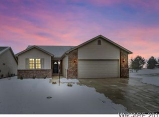 4019 Brookshore Dr, Lima, OH 45801