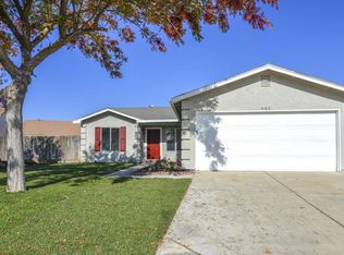685 Pebble Beach Dr, Atwater, CA