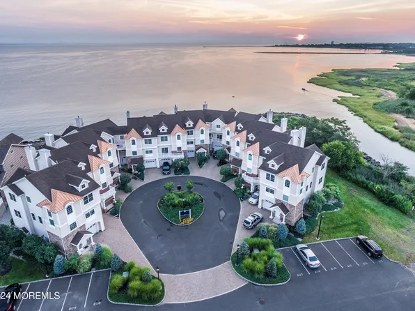 210 Gateway Court, Union Beach, NJ 07735