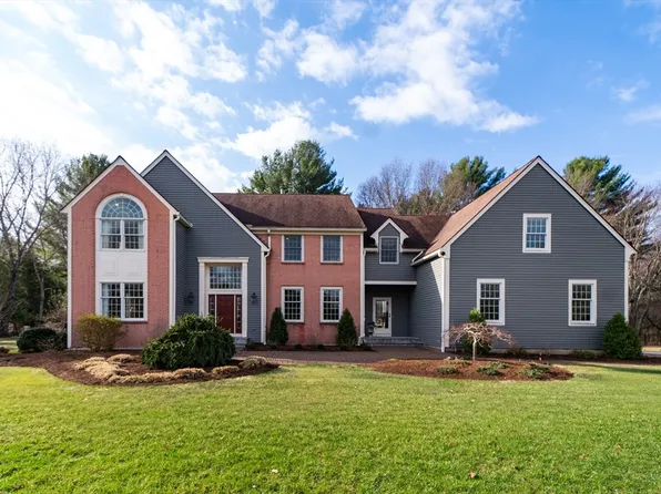 19 Haven Rd, Medfield, MA 02052