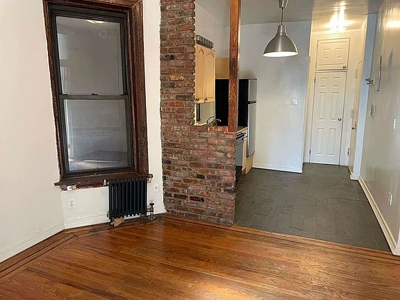 3rd image of 635 E 9th St #8A