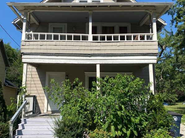 198-200 Westwood Ave #198