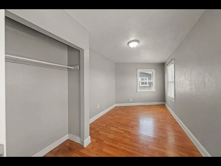 1914 51st Ave #1914 — Photo 10