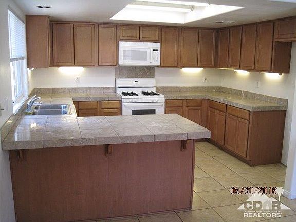 2nd image of 51240 Avenida Vallejo