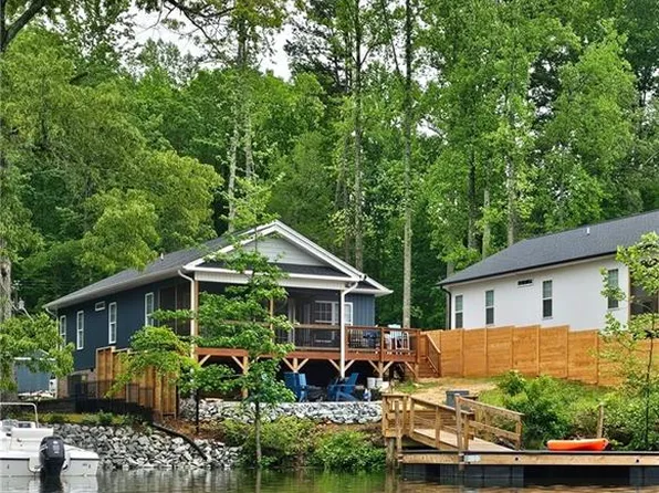 407 Capistrano Shores Blvd, Lexington, NC 27292