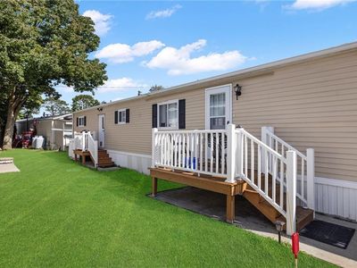 9 Krzak Rd, North Kingstown, RI, 02852