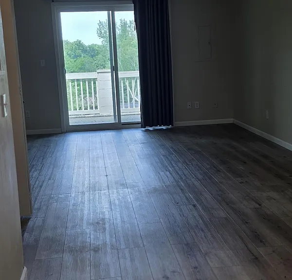159 Riverview Dr #1 — Photo 8