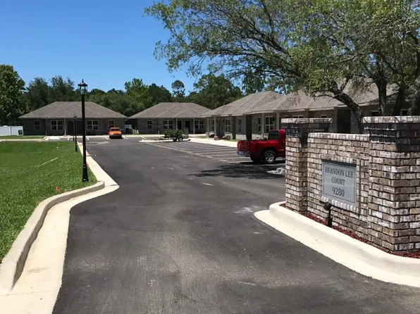 9280 Military Trl, Navarre, FL 32566
