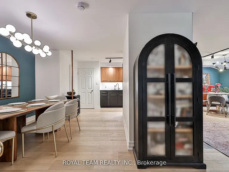211 N Saint Patrick St S #Penthouse C-10 — Photo 28