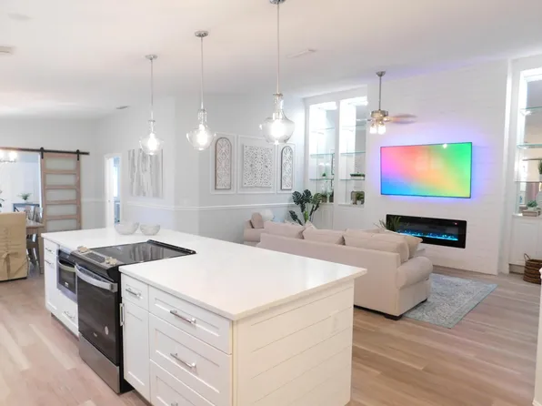 1206 SW Balmoral Trace, Stuart, FL 34997