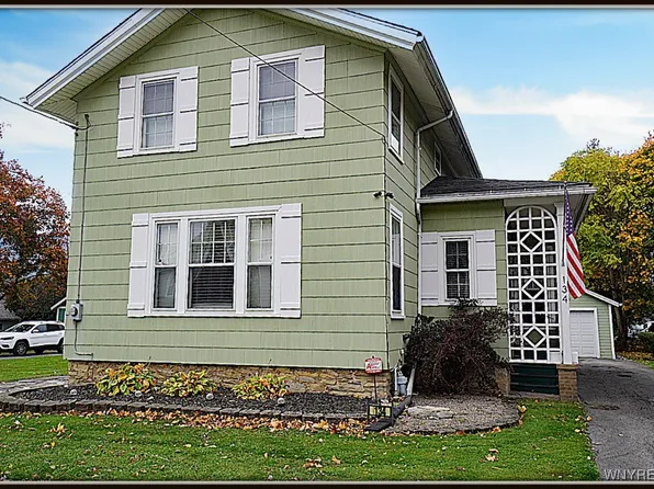 134 Waterman St, Lockport, NY 14094