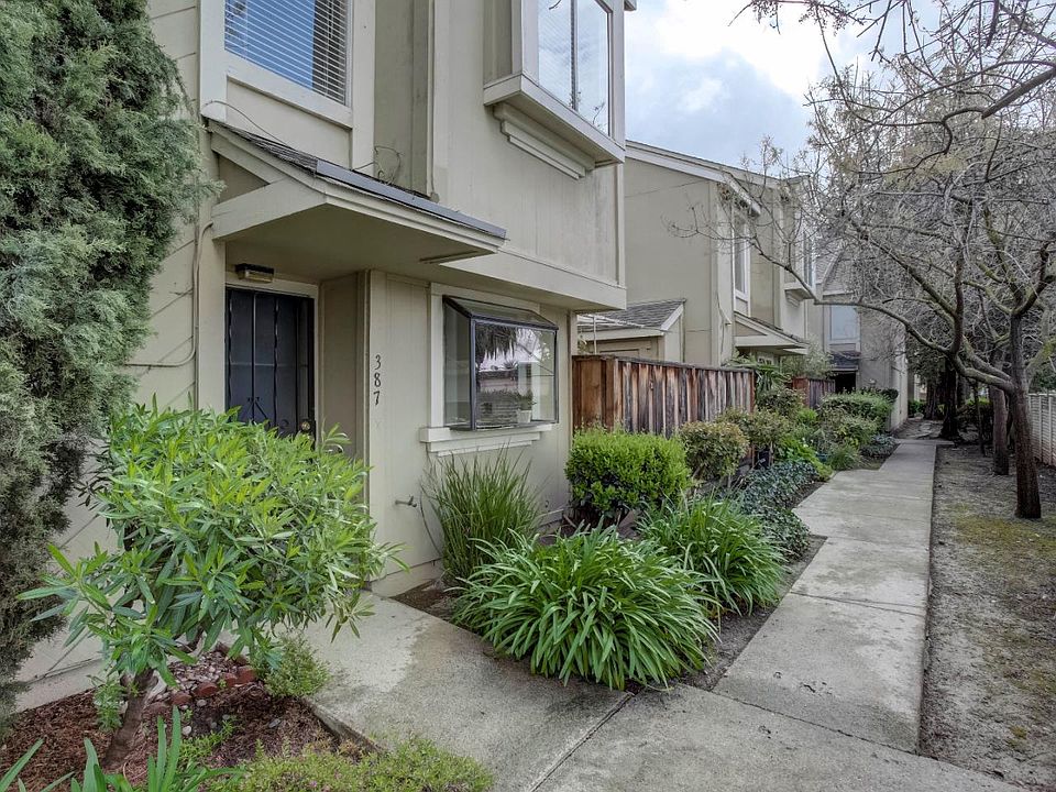 1st image of 387 Caribe Way