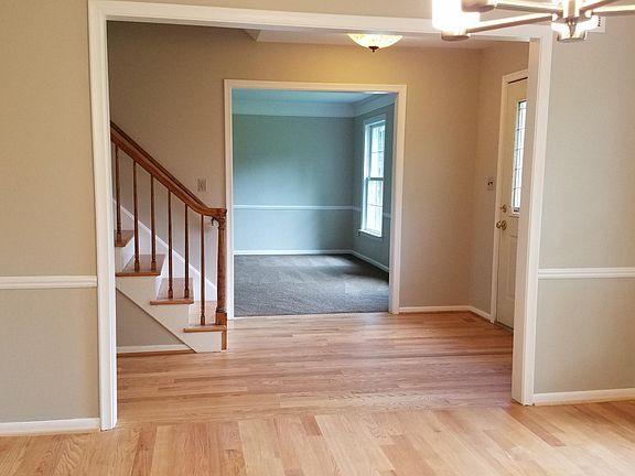 4th image of 45145 Emery Dr