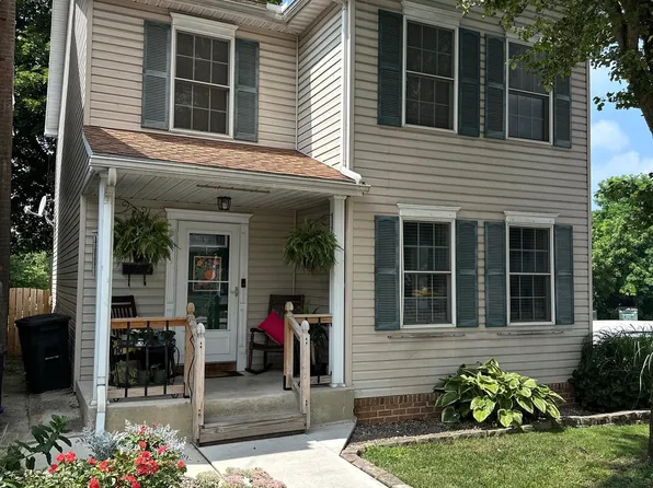 473 E King St, Shippensburg, PA 17257