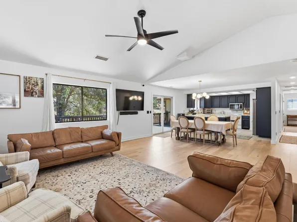 28841 Yosemite Springs Pkwy, Coarsegold, CA 93614