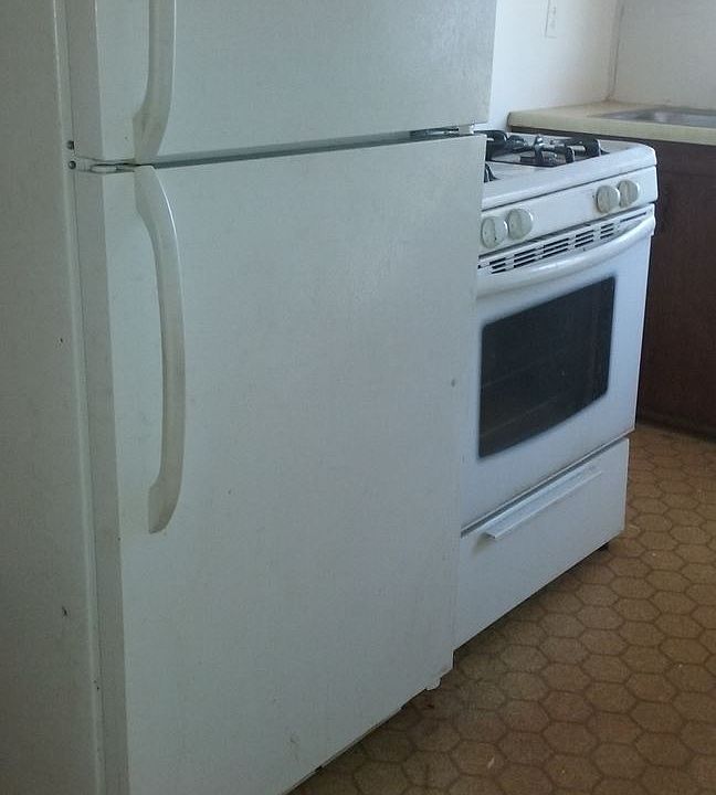 2nd image of 714 N Cottage Grv APT 1