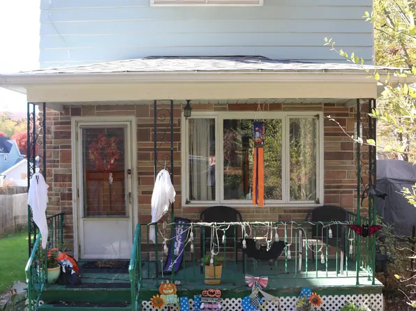 223 N Dewey Ave, Scranton, PA 18504