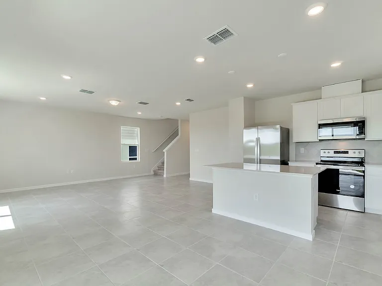7485 Catania Loop — Photo 4