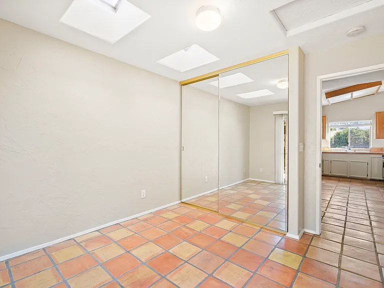 149 D St — Photo 11