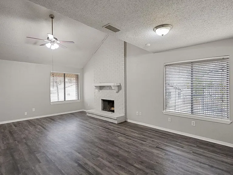 3505 Rush Springs Dr — Photo 16