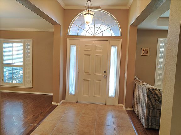 3rd image of 7900 Roaring Ridge Dr