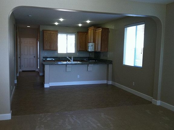 Open light and airy floor plan