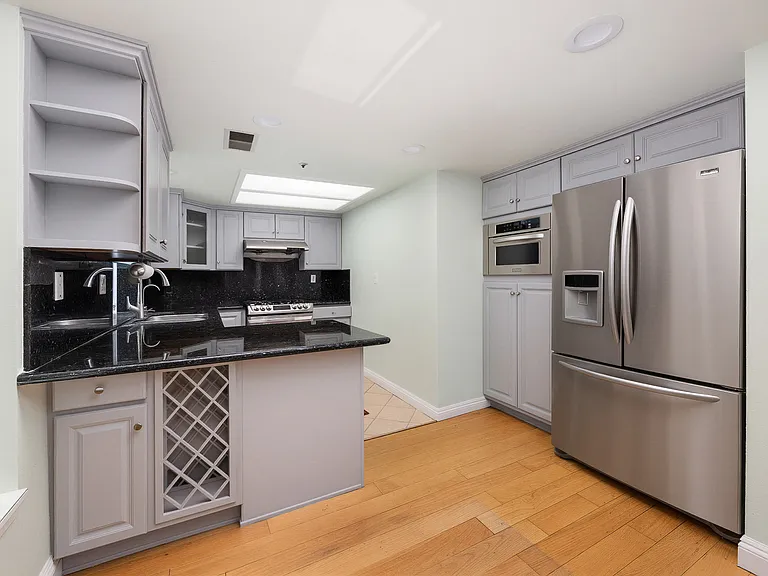 407 E Duarte Rd #C — Photo 12