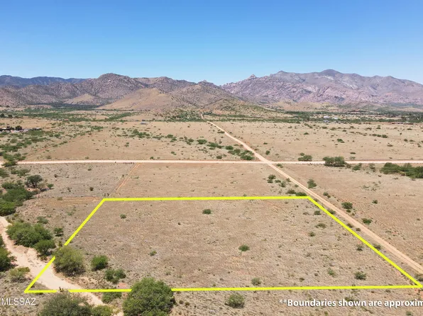 W Eagle Wings Rd #5 & 6, Pearce, AZ 85625