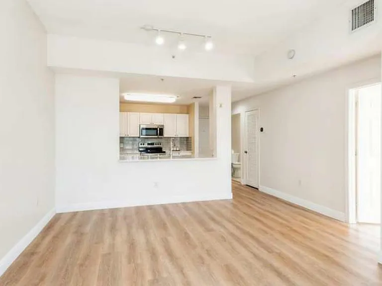 1200 Town Center Dr #305 — Photo 15