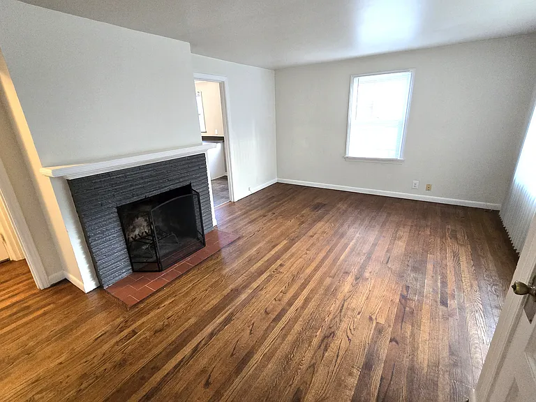 5522 32nd Ave S — Photo 5