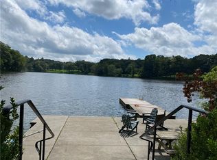 98 Old Wagon Rd, Mount Kisco, NY 10549