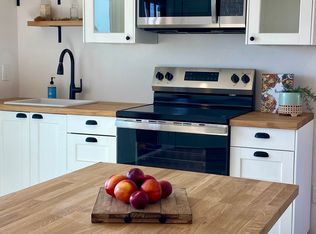 4065 Sunnyhill Dr, Carlsbad, CA 92008