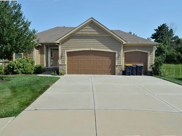 5605 N Kirkwood Ave, Kansas City, MO 64151