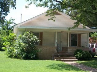 121 H St NE, Miami, OK 74354