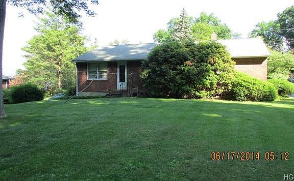 4th image of 20 Lannis Ave
