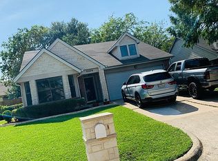 6004 Glenwood Dr, Arlington, TX 76017