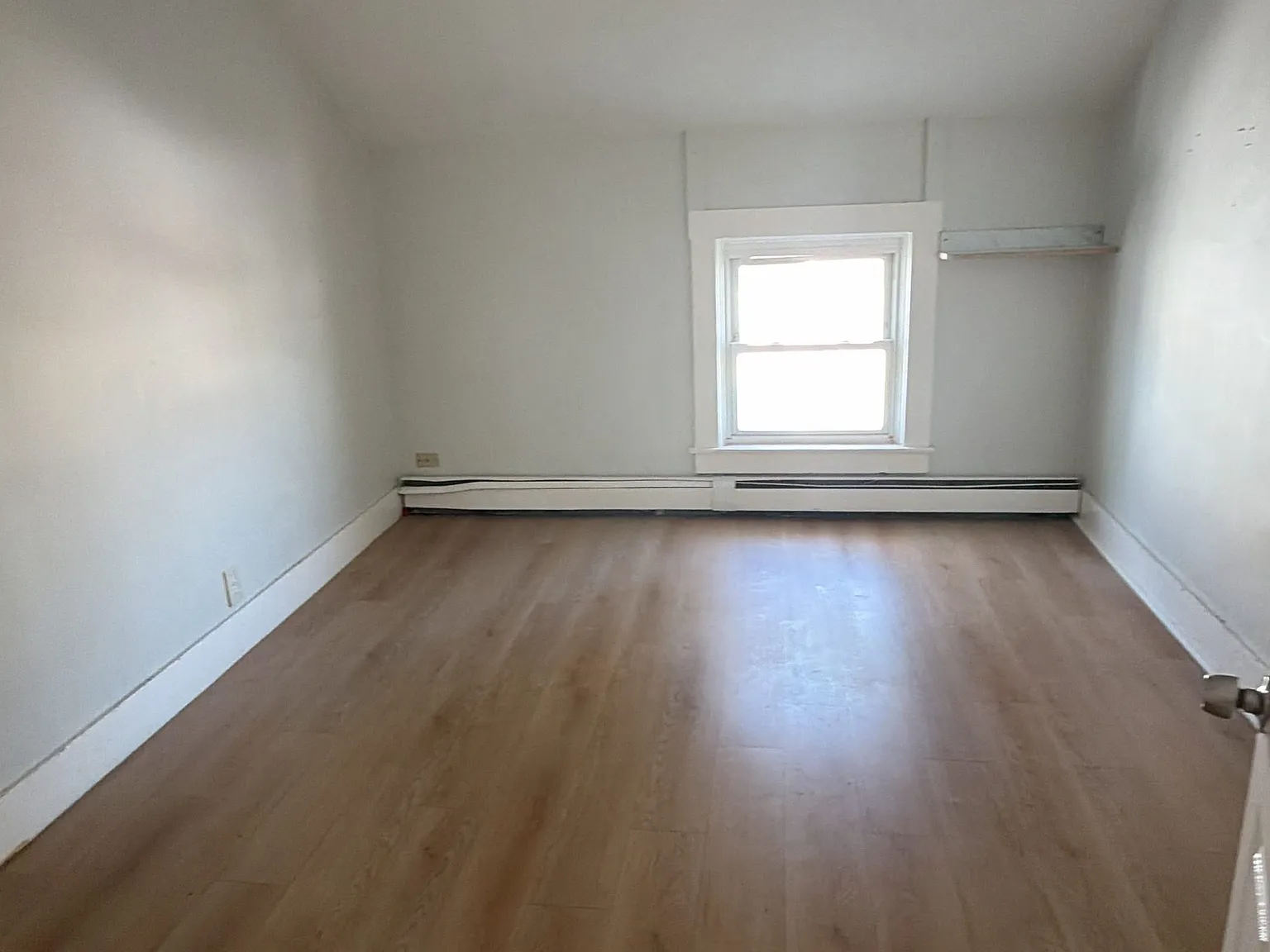2 bed, $1,560 — Photo 4