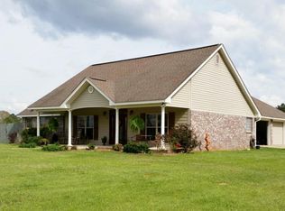 8 Arthur Lucas Ln, Sumrall, MS 39482