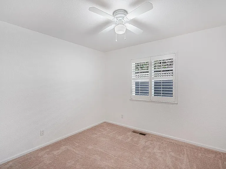 1323 Prentice Dr — Photo 9