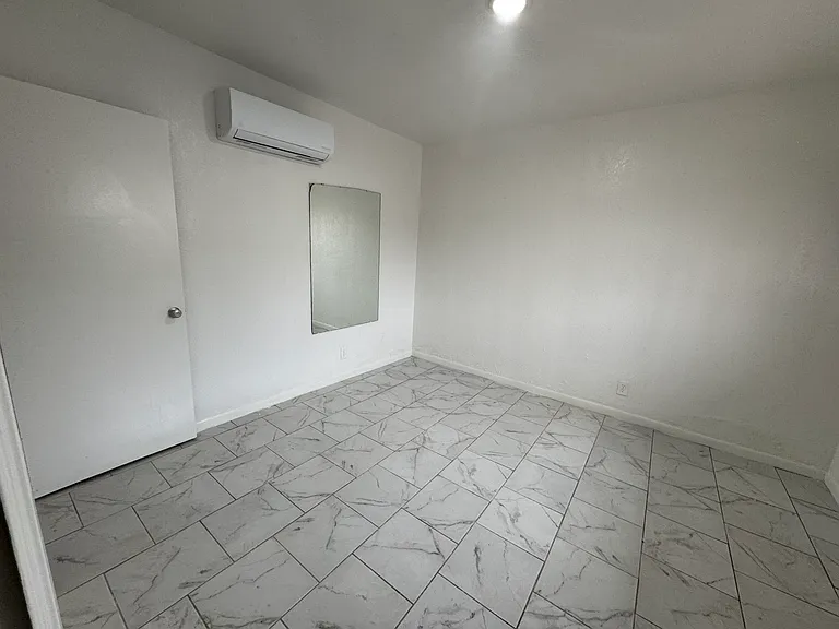 1501 N Oregon St #5 — Photo 10