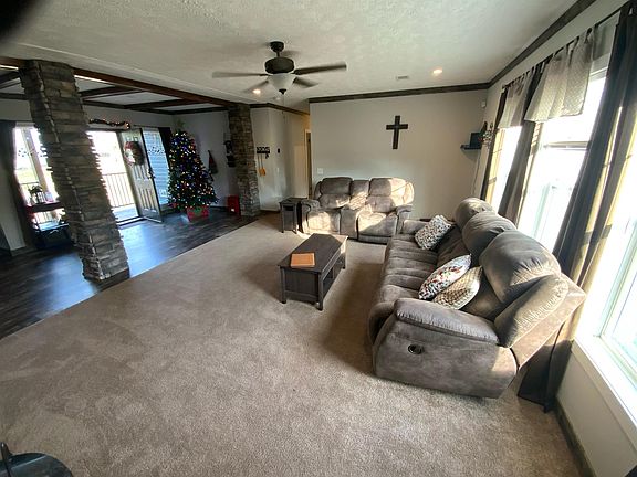 4th image of 2809 County Road 3110