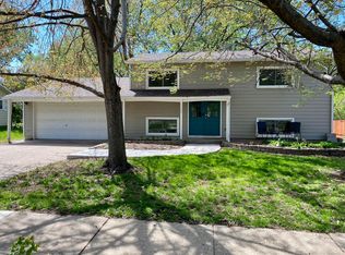 1507 Davis Rd, Lawrence, KS 66046