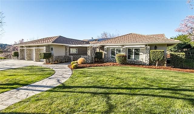 1st image of 37520 Canyon Hills Dr