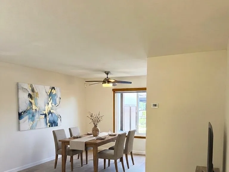 42932 Corte Galicia — Photo 2