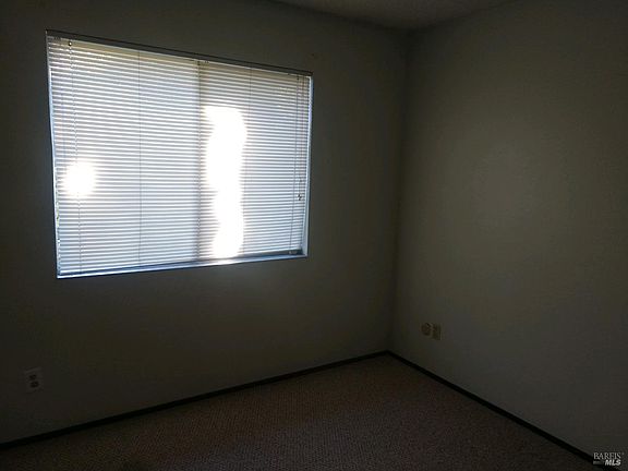 4th image of 3991 Klamath Way